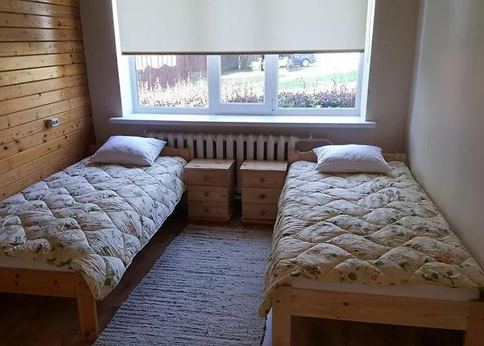 Jaerva Jahindusklubi Ostello *