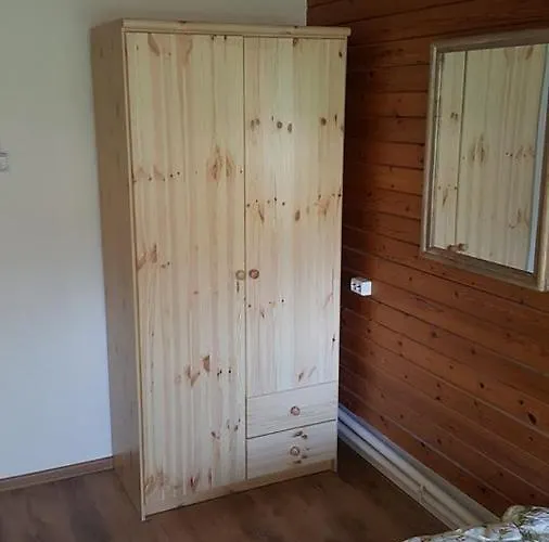 Jaerva Jahindusklubi Ostello *